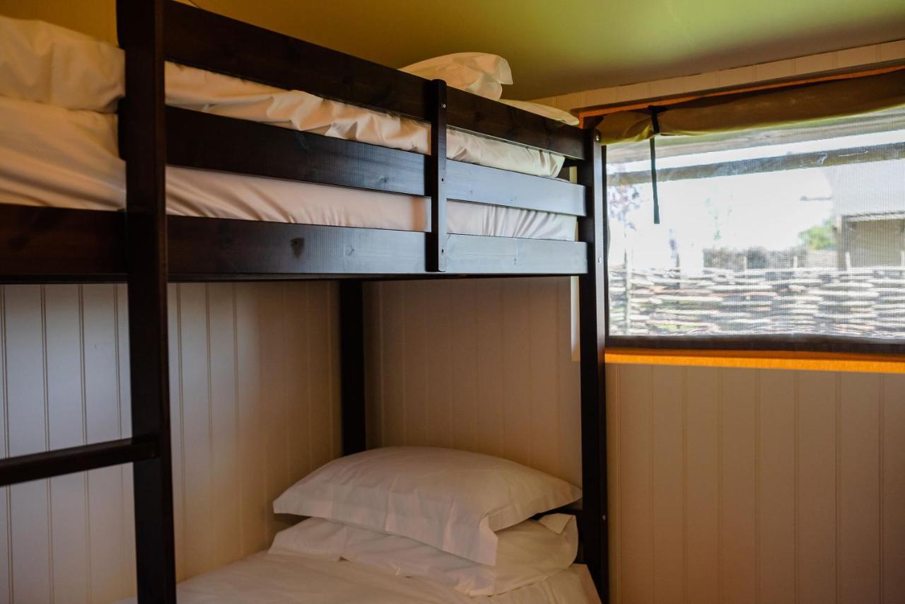Hencote Vineyard Glamping Village Shrewsbury Exteriör bild