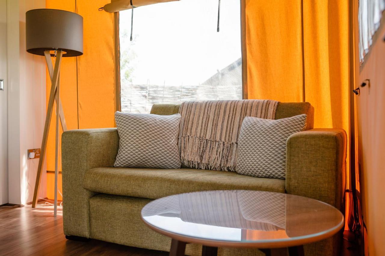 Hencote Vineyard Glamping Village Shrewsbury Exteriör bild