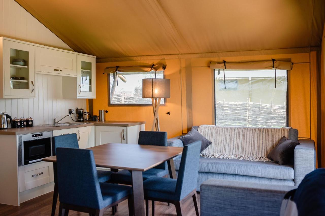 Hencote Vineyard Glamping Village Shrewsbury Exteriör bild